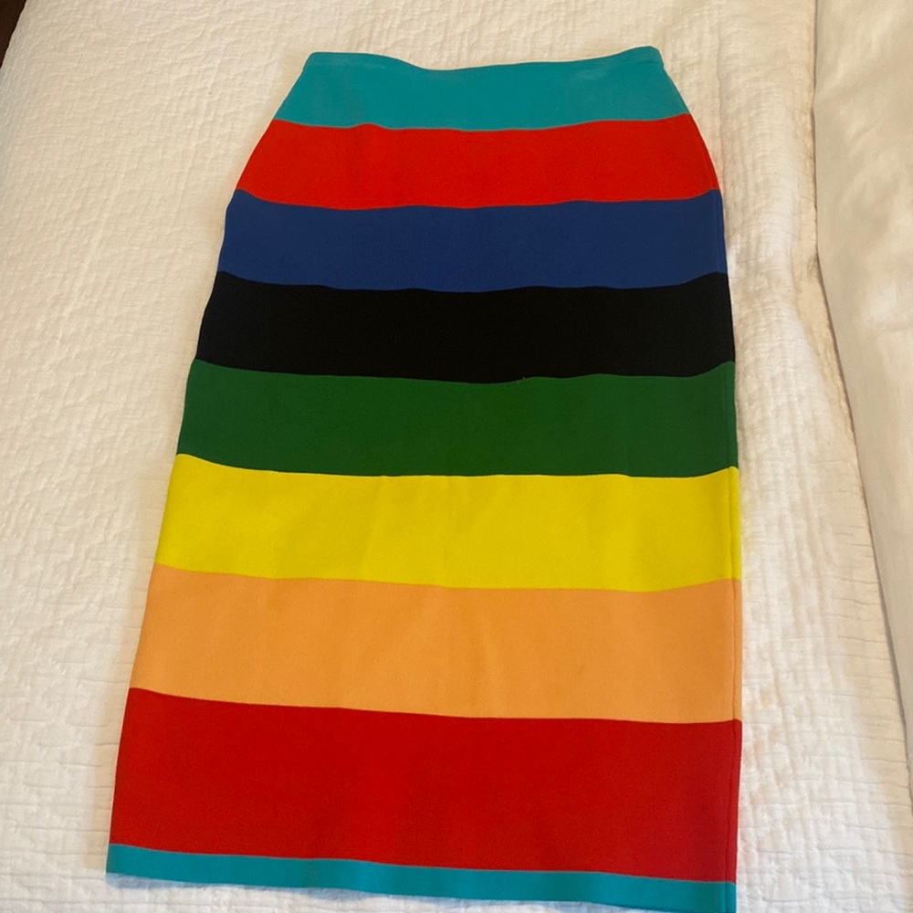 Diane Von Furstenberg pencil skirt, never worn!